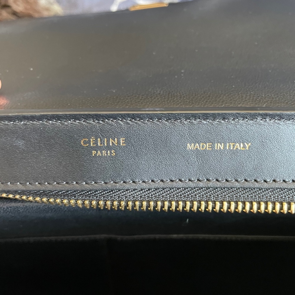 Authentic Celine Trapeze Handbag - Picture 5 of 8